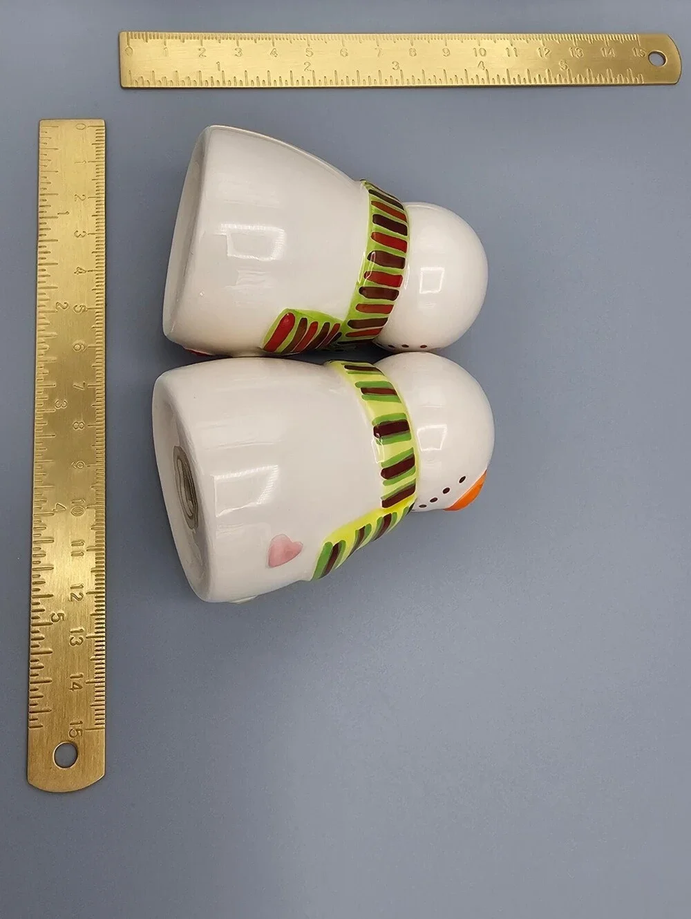 Avon 1980 Ceramic Snowman Salt and Pepper Shakers